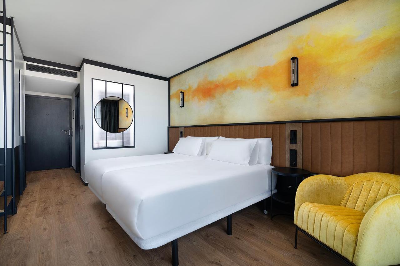 Отель Barcelo Warsaw Powisle Экстерьер фото