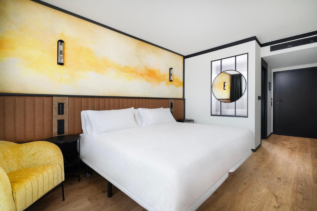 Отель Barcelo Warsaw Powisle Экстерьер фото