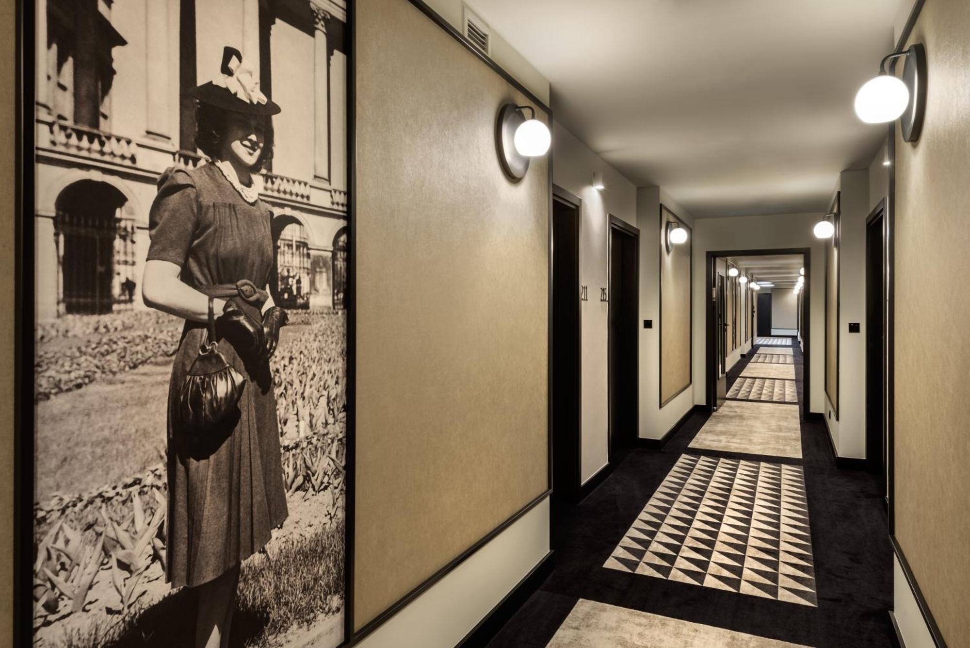 Отель Barcelo Warsaw Powisle Экстерьер фото