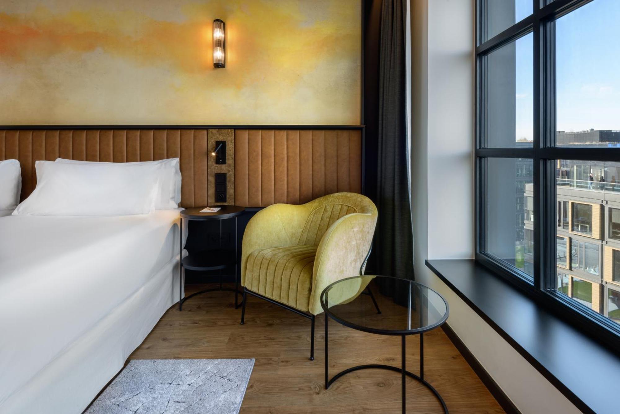 Отель Barcelo Warsaw Powisle Экстерьер фото